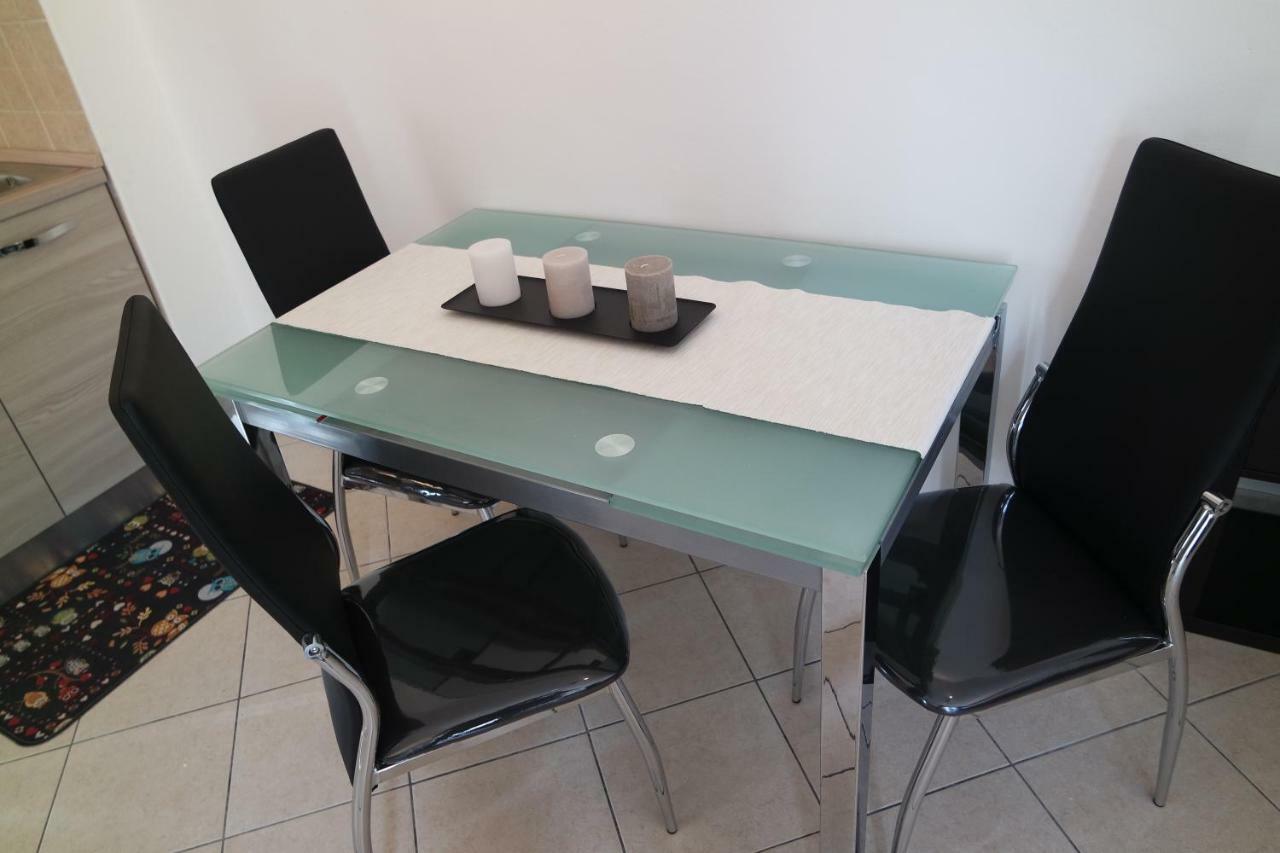 Apartment A 100 Metri Da Piazza Della Repubblica Aria Condizionata *